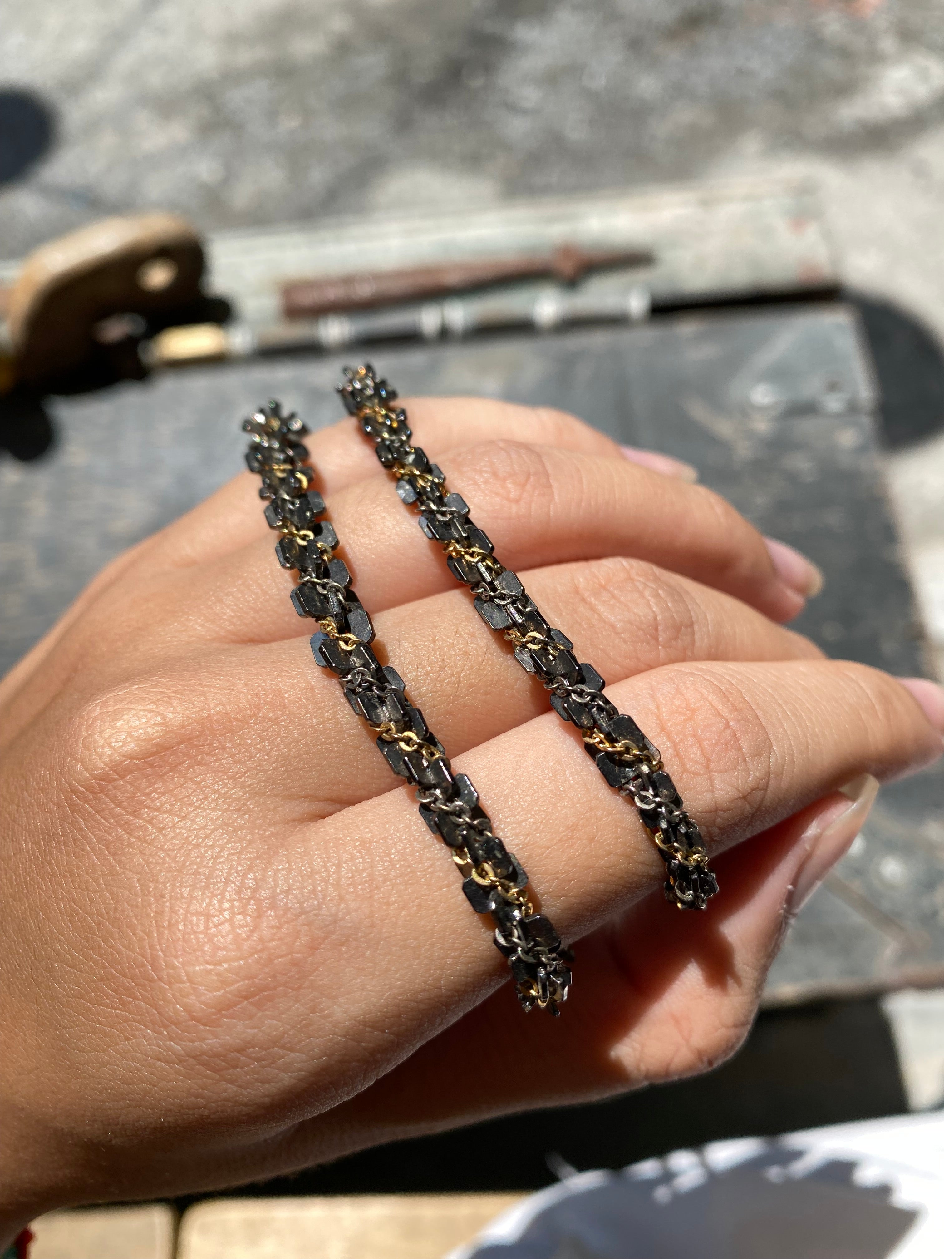 Vintage Twisted Chain Metal Necklace 02