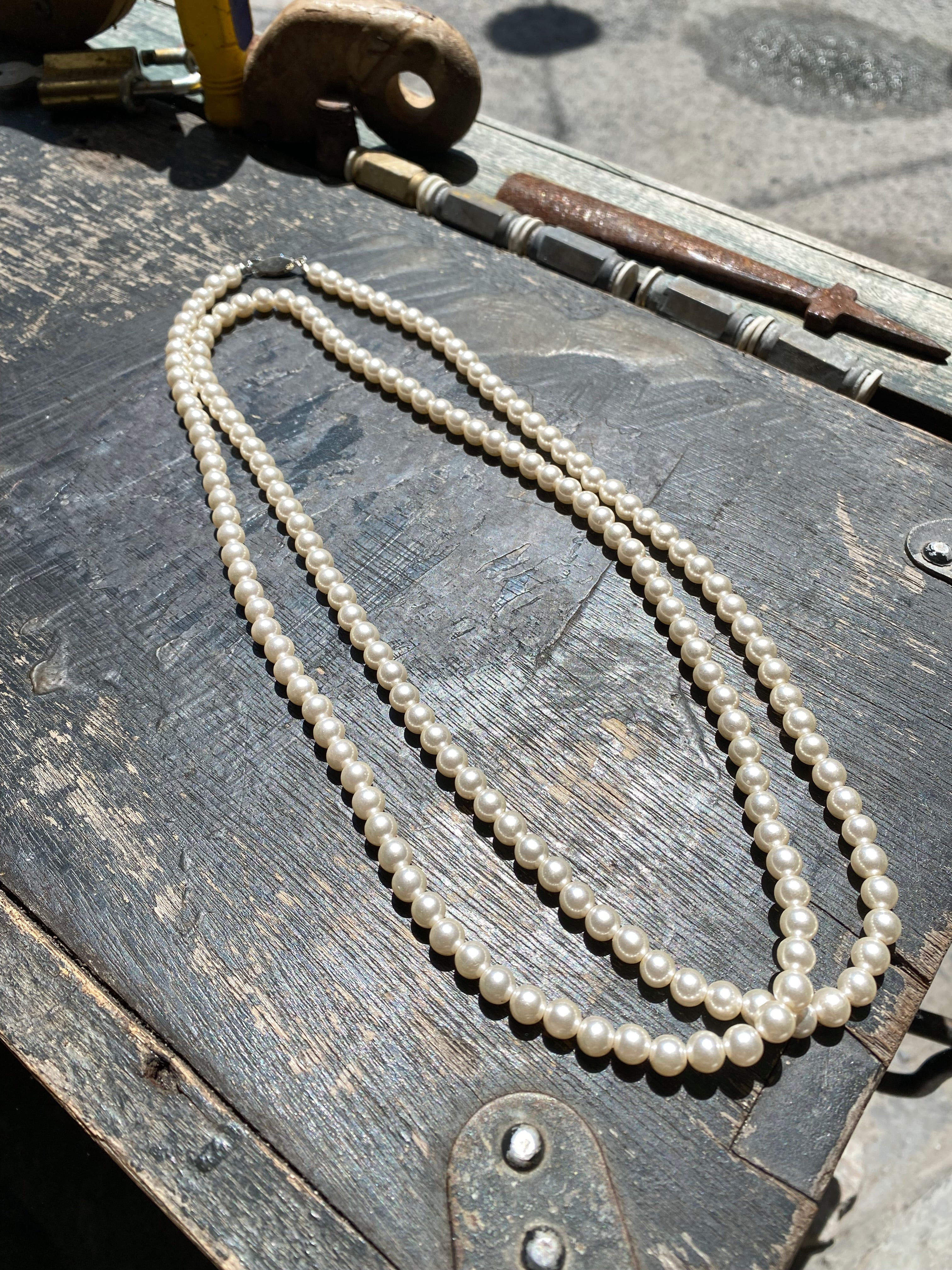 Vintage Glass Pearl Necklace