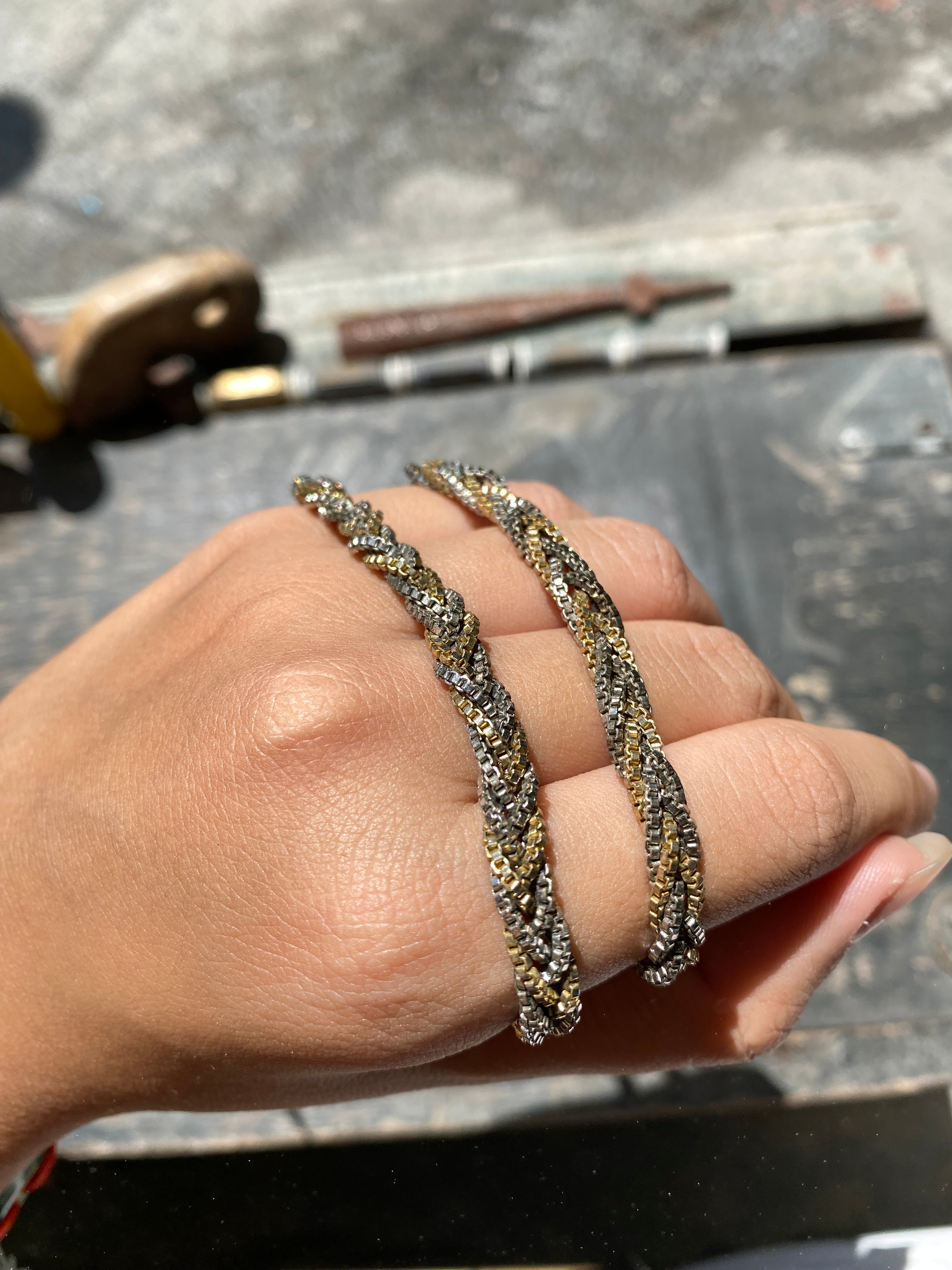 Vintage Twisted Chain Metal Necklace 01